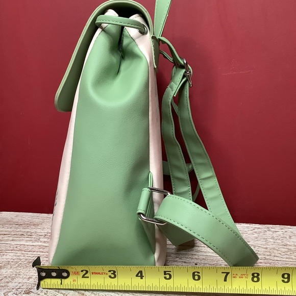 Loungefly Disney WinnieThe Pooh & Eeyore Florals Mini Green and Cream Backpack - Picture 5 of 13